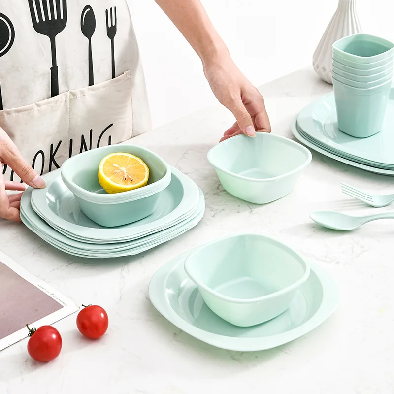 Camping Cooking Dining Set - Set di stoviglie in plastica portatile