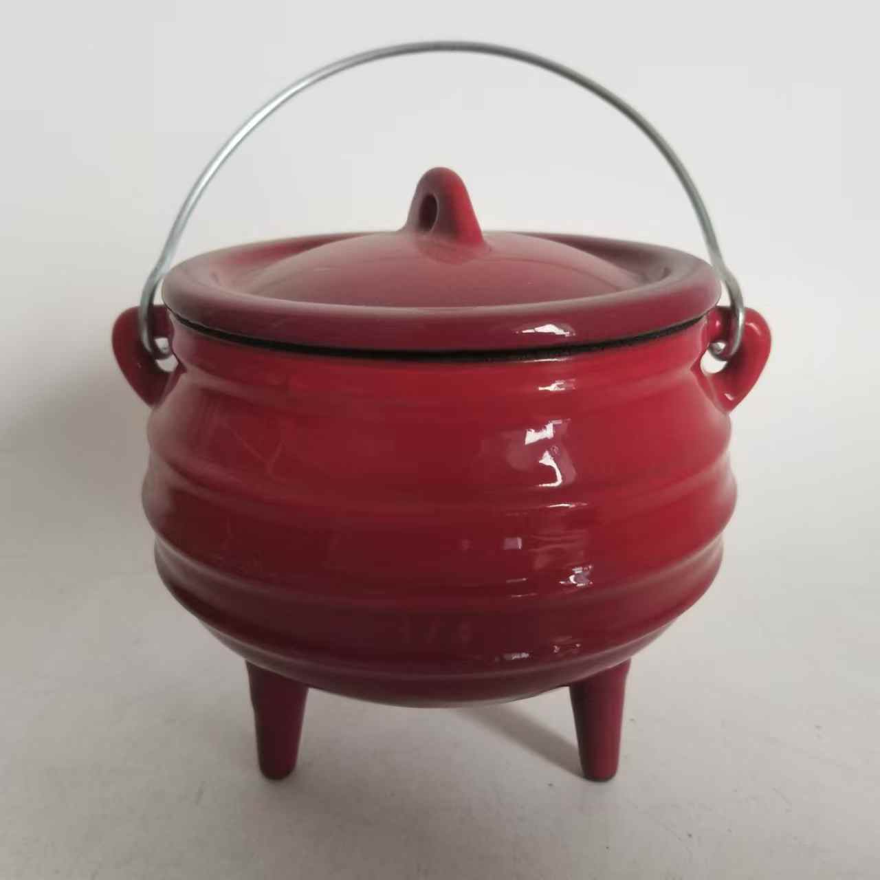 Pentola in Ghisa Smaltata con  - Camp Dutch Oven Cast recensione e prezzo
